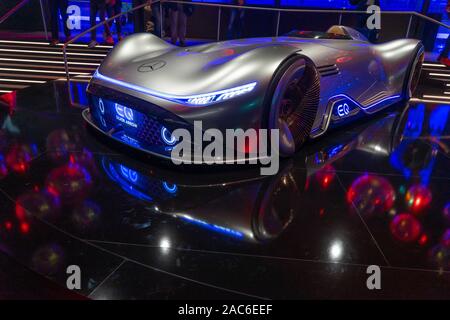 Francfort, Allemagne, septembre 20-2019 : Vision Mercedes Silver Arrow EQ Messe IAA 2019 Banque D'Images