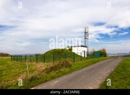 Station de radio mobile sur le Galgenberg près de Villmar Banque D'Images