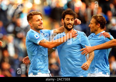 Roma, Italie. 1er décembre 2019. bonheur ciro immobile (SS Lazio lazio)pendant vs Udinese Calcio, Serie A soccer italien Championnat Hommes à Roma, Italie, 01 décembre 2019 - LPS/Renato Olimpio Crédit : Renato Olimpio/fil LPS/ZUMA/Alamy Live News Banque D'Images