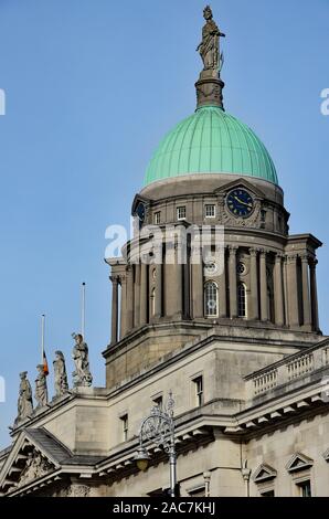 L'un des plus beaux bâtiments de style géorgien de Dublin, la maison d'accueil, au ministère du Logement, de la planification et de l'administration locale, République d'Irlande, Europe. Banque D'Images