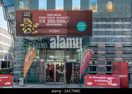 Gambling Casino et Hôtel Hilton, Innsbruck, Tirol, Autriche, Octobre 26, 2019 Banque D'Images