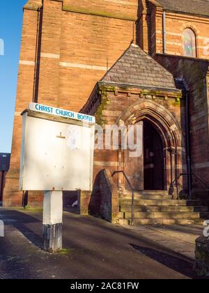 Christ Church à Bootle sur un jour froid avec un ciel clair Banque D'Images