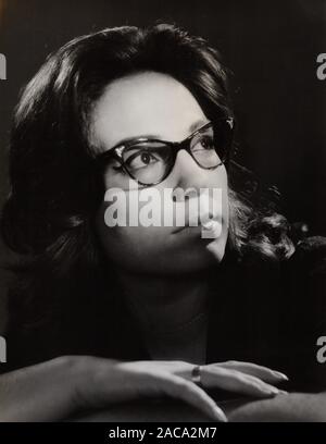 Nana Mouskouri, griechische Sängerin, Deutschland 1960 frühe er Jahre. La chanteuse grecque Nana Mouskouri, l'Allemagne au début des années 60. Banque D'Images