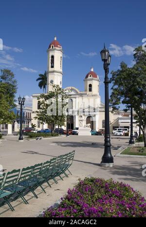 La Cathédrale et le parc Jose Marti Banque D'Images