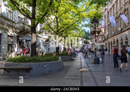 BELGRADE, SERBIE - 12 août 2019 : La rue Knez Mihailova (Prince Michael Street) dans le centre de ville de montagne de Pirin, Bulgarie Banque D'Images