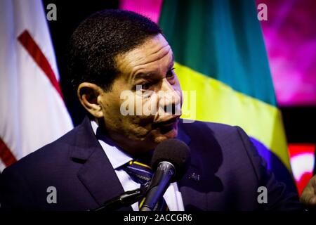 SÃO PAULO, SP - 02.12.2019 : participation n'CONSTRUBUSINESS MOURÃO 13 - Le Vice-président de la République, Hamilton Mourão, assiste à l'ouverture du 13e Congrès brésilien CONSTRUBUSINESS (Construction), à l'SESI Theatre à São Paulo, dans la matinée du lundi (02). (Photo : Aloisio Mauricio/Fotoarena) Banque D'Images