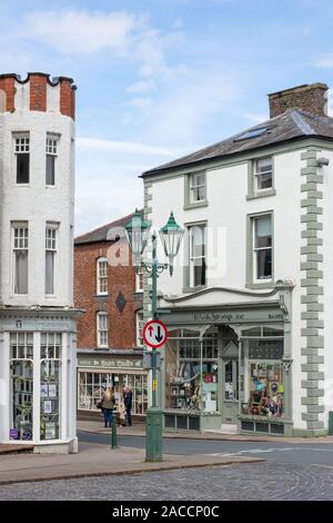 High Cross Street de Market place, Brampton, Cumbria, Angleterre, Royaume-Uni Banque D'Images