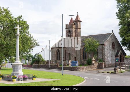 War Memorial et Gretna ancienne église paroissiale, la Manse, Gretna Green, Gretna, Dumfries et Galloway, Écosse, Royaume-Uni Banque D'Images