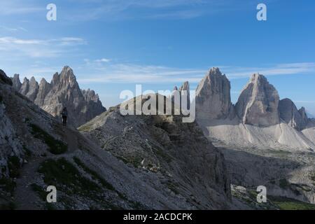 La Cime di Lavaredo (Drei Zinnen) dans le Tyrol du Sud, Dolomites, Italie Banque D'Images