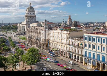 Hôtel Inglatera et le Capitol, Cuba, La Havane. Banque D'Images