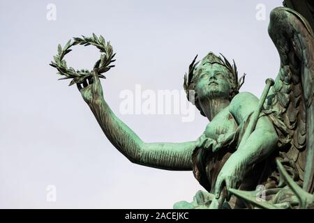 Détail du monument de Wilhelm von Tegetthoff (1827-1871) l'amiral autrichien à Vienne (Autriche) Banque D'Images