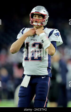 Houston, Texas, USA. 1er décembre 2019. New England Patriots quarterback Tom Brady (12) avant le match de saison régulière de la NFL entre les Houston Texans et les New England Patriots à NRG Stadium à Houston, TX, le 1 décembre 2019. Crédit : Erik Williams/ZUMA/Alamy Fil Live News Banque D'Images