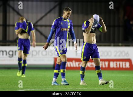 Solihull Moors' James Ball et Kyle Storer regarder abattu au cours de la FA Cup, deuxième tour à Damson Park, Solihull. Banque D'Images