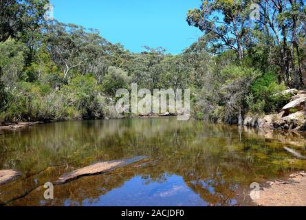 Karloo Pool est une piscine populaire et pique-niquer situé dans la région de Royal National Park au sud de Sydney, Australie Banque D'Images