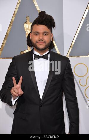 LOS ANGELES, CA - 28 février 2016 : Abel Tesfaye, alias le Makkonen, The Weeknd à la 88e Academy Awards au Kodak Theater, Hollywood. © 2016 Paul Smith / Featureflash Banque D'Images