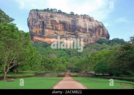 Sigiriya, le Rocher du Lion, UNESCO World Heritage Site, Sri Lanka, Ceylan, l'Asie Banque D'Images