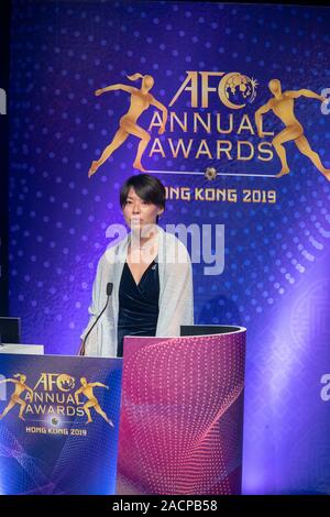 Footballeur japonais Saki Kumagai est conférée jouer de l'année (femmes) par la Confédération Asiatique de Football (AFC) à l'AFC Annual Awards 2019 s'est tenue à Hong Kong, Région administrative spéciale de Chine, 2 décembre 2019. Banque D'Images