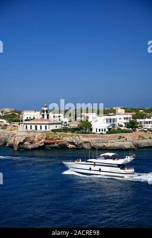 Bateaux du port de Ciutadella, la ville de Ciutadella, à l'île de Menorca, Baléares, Espagne Banque D'Images