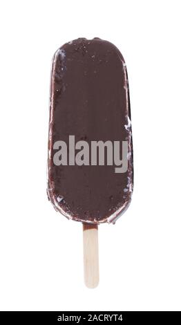 Un chocolat glace vanille sur stick. Banque D'Images