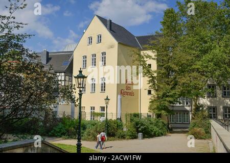 Haus des Karnevals, Zollstraße, Düsseldorf, Nordrhein-Westfalen, Deutschland Banque D'Images