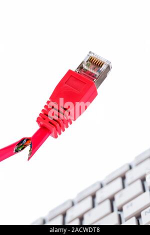 Câble réseau défectueux sur clavier Banque D'Images