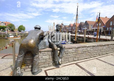 Neuharlingersiel avec port, plage et centre-ville historique, Frise orientale, Basse-Saxe, Allemagne Banque D'Images