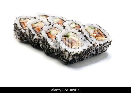 Rouleaux de sushi isolé sur fond blanc Banque D'Images