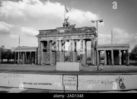 Certaines des dernières photos avec le mur de Berlin de l'Ouest côté allemand jours avant qu'il est tombé le 9 novembre 1989. Banque D'Images