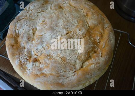 Pain doux savoureux frais, des gâteaux, du pain blanc. Banque D'Images