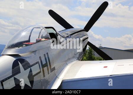 Flugzeugoldtimer North American P-51D Mustang, N51AB Banque D'Images