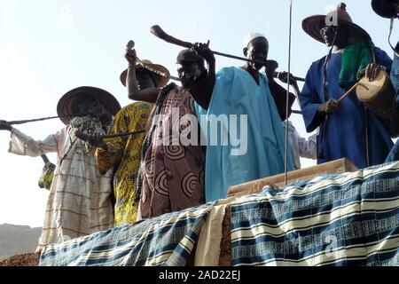 Pays Dogon : village de Yanda 2012 Tourougo Banque D'Images