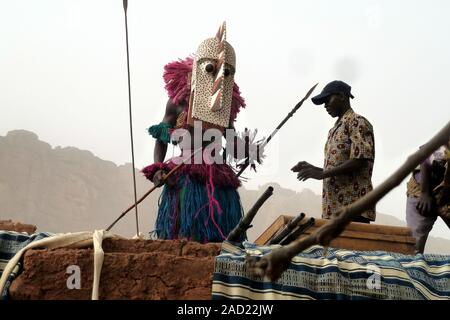 Pays Dogon : village de Yanda 2012 Tourougo Banque D'Images