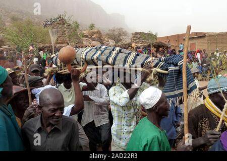 Pays Dogon : village de Yanda 2012 Tourougo Banque D'Images