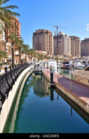 Doha, Qatar - novembre 23. 2019. Marina sur l'île de Pearl Banque D'Images