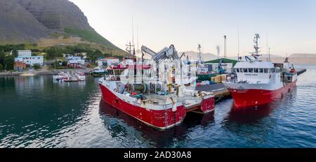 Port, Bildudalur, Arnarfjordur, fjord, Islande Westfjords Banque D'Images