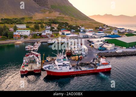 Port, Bildudalur, Arnarfjordur, fjord, Islande Westfjords Banque D'Images