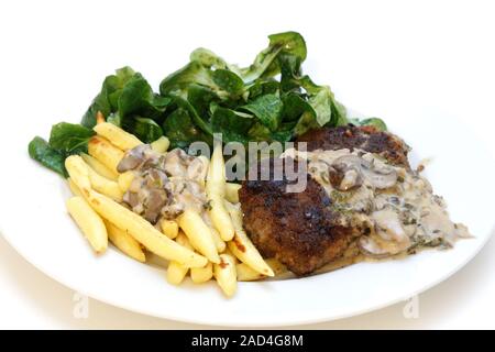 La forme de doigts avec boulettes boulettes de pommes de terre, salade de maïs et la sauce aux champignons à la crème Banque D'Images