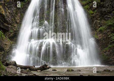 Josefstal cascade dans la région de Spitzingsee, Bavière Banque D'Images