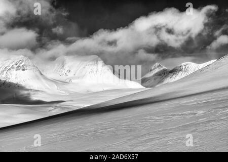 Paysage d'hiver, Reaiddavaggi Stuor, Laponie, Suède Banque D'Images