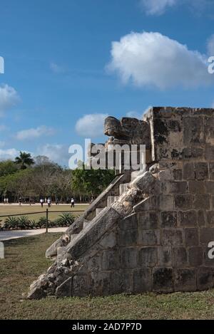 Des ruines, des temples et de la pyramide de Chichen Itza, dans le Yucatan, Mexique Banque D'Images