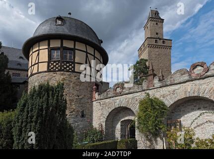 Haut Moyen Âge château de rocher à Kronberg im Taunus, Hesse, Allemagne Banque D'Images