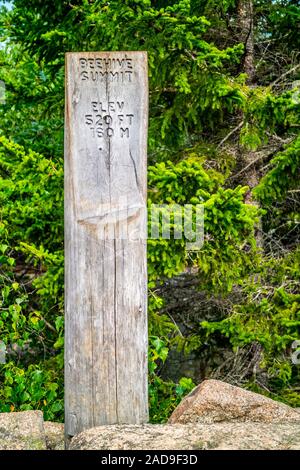 Une description de la piste dans l'Acadia National Park, Maine Banque D'Images