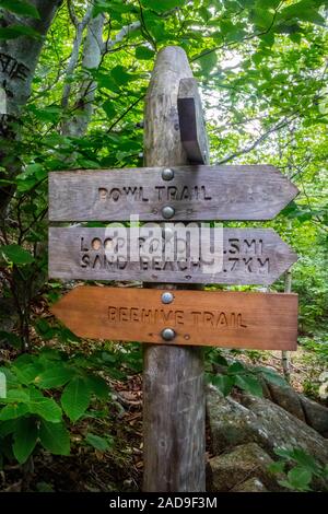 Une description de la piste dans l'Acadia National Park, Maine Banque D'Images