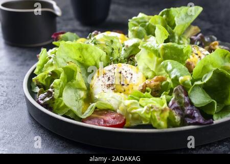Germen traditionnels de l'été avec laitue laitue gondolé Banque D'Images