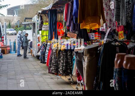 Marché libre. CMK, avec le milieu de l'boulevard (boulevard) passant au plafond, Centre, Milton Keynes Buckinghamshire, Angleterre, Royaume-Uni. Banque D'Images