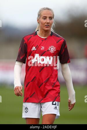 DAGENHAM, EN ANGLETERRE - 01 DÉCEMBRE : Millie Turner de Manchester United les femmes pendant la période pré-match warm-up au cours de la Barclays Women's Super match d'être Banque D'Images