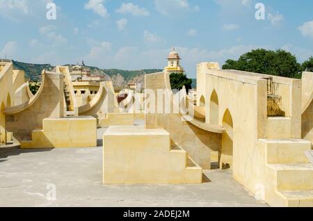 Dans l'architecture des instruments astronomiques de l'observatoire Jantar Mantar (Jaipur, Inde) Banque D'Images