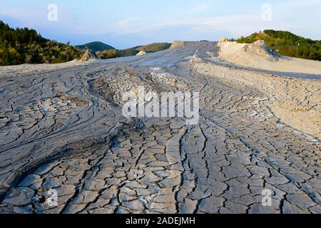 Les boues séchées, des volcans de Berca, Munténie, Roumanie Banque D'Images