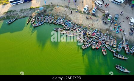 MANDALAY Birmanie/Myanmar(04) - Dec 2019 : U BEIN BRIDGE est l'un des fameux pont en teck dans le monde. Situé à Mandalay, Myanmar. Banque D'Images