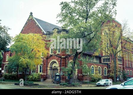 Dans l'église du quartier de Hyde Park, Chicago, Illinois, États-Unis Banque D'Images